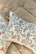 Vadhi outdoor cushion