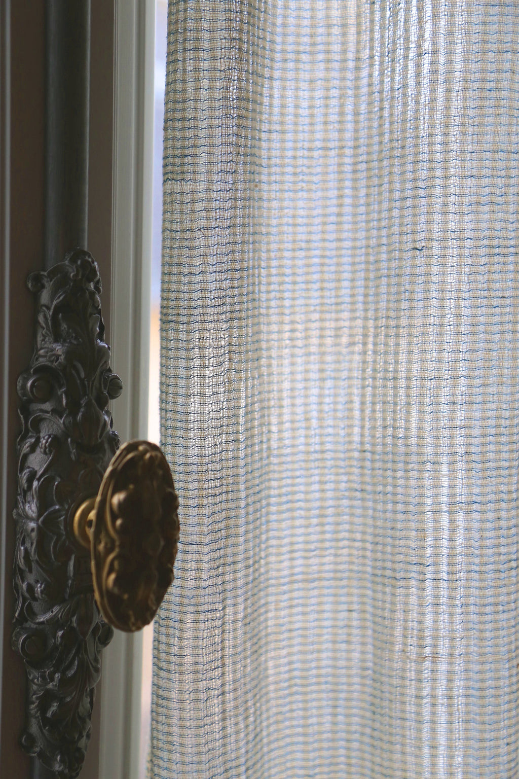 Arys Curtain