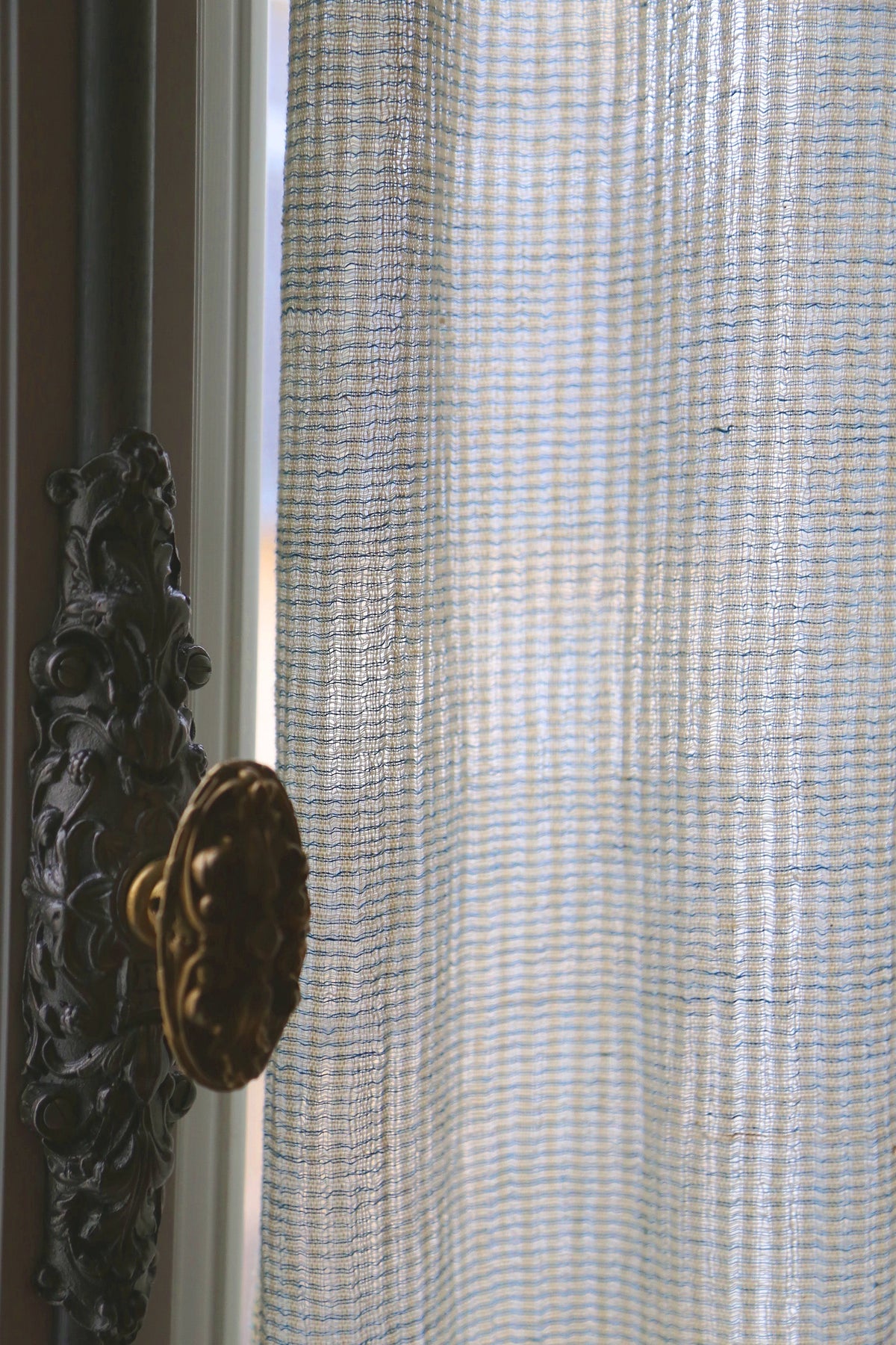 Arys Curtain