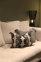 Houndstooth cushion cover
