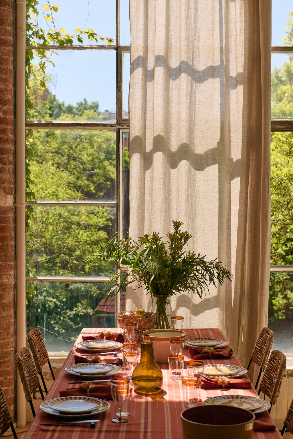 Noely tablecloth