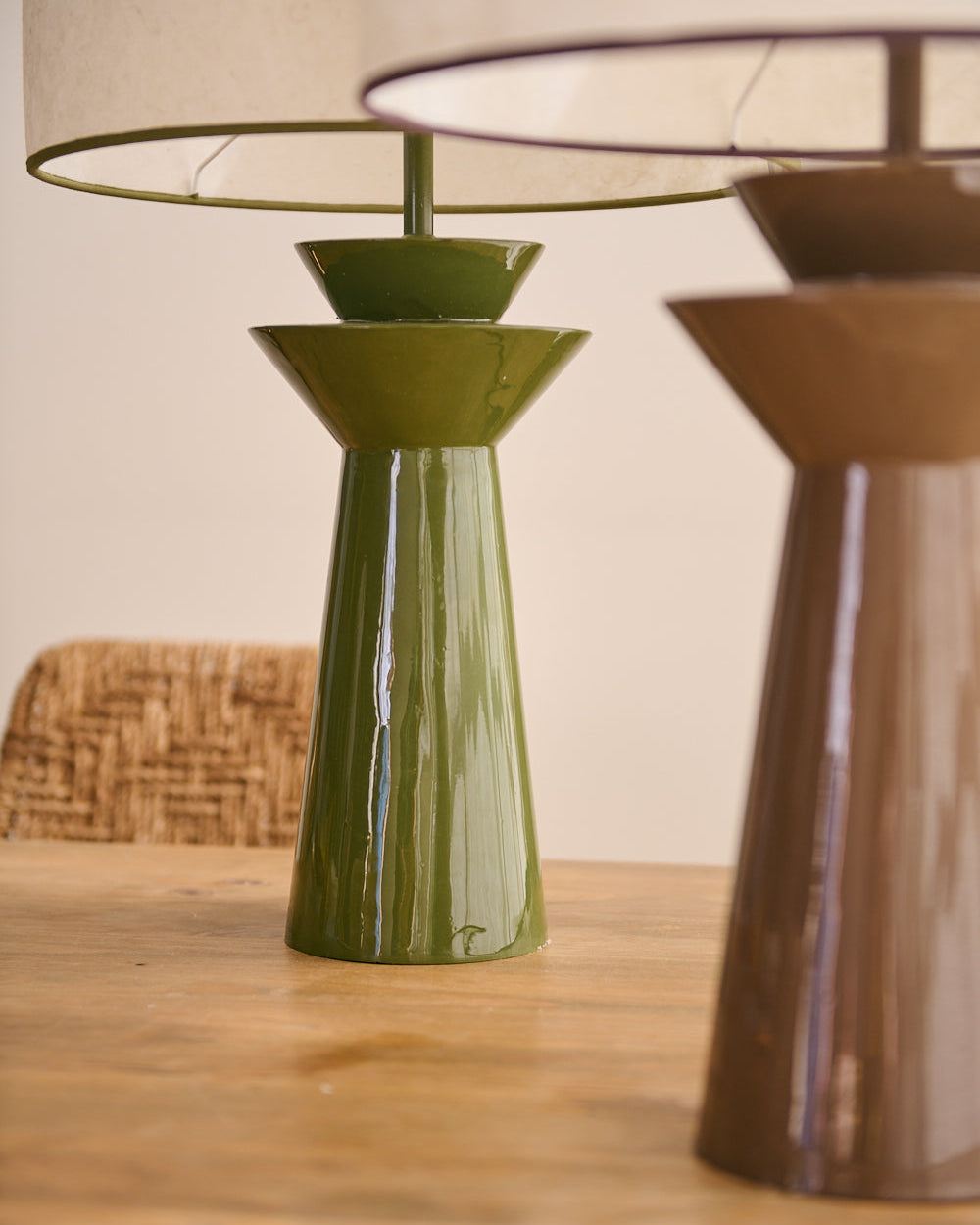 Rosha lacquered lamp base