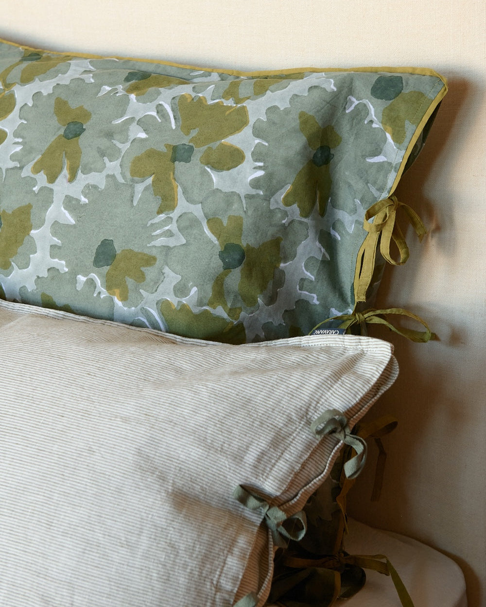 Set of 2 Peonia pillowcases