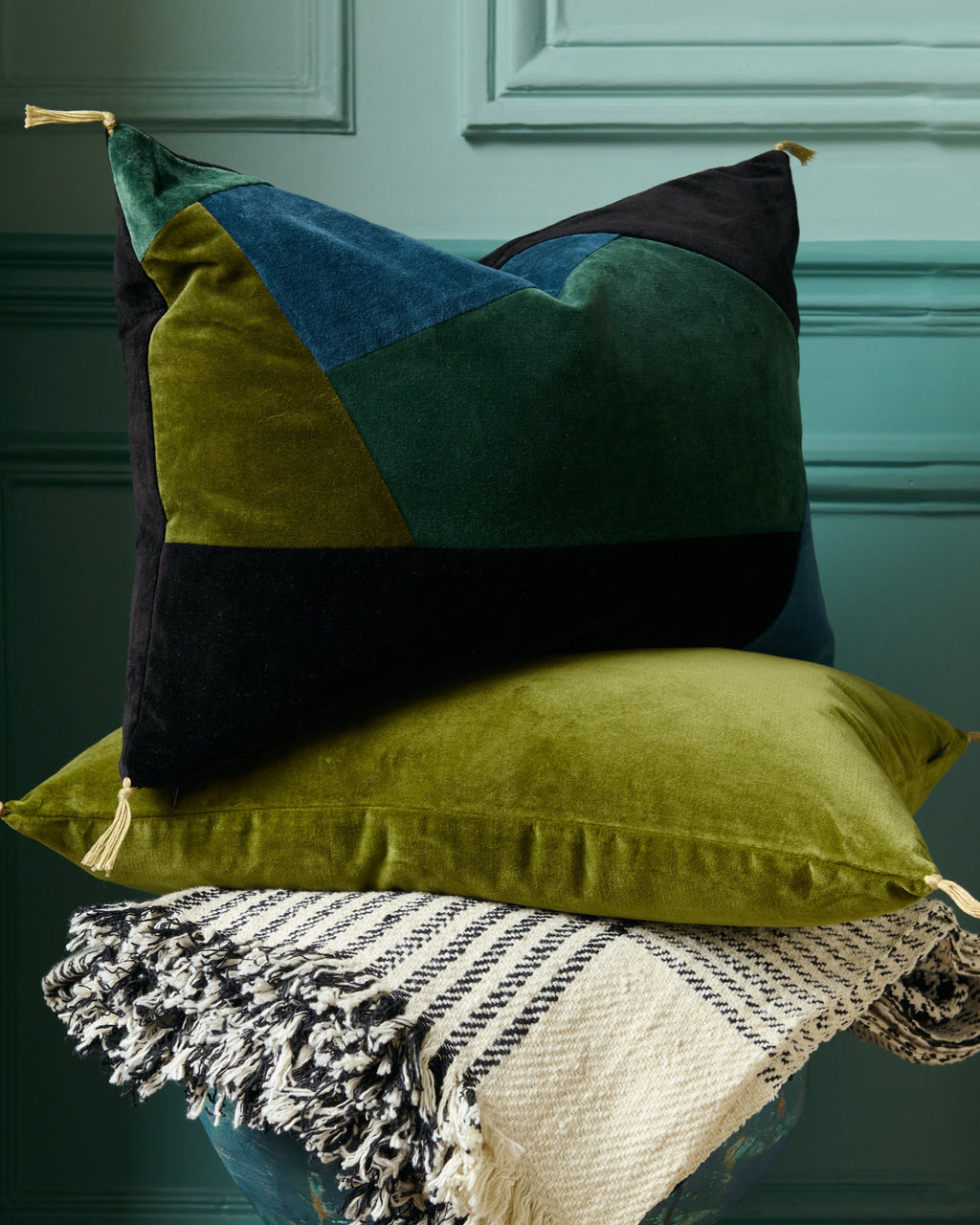 Orion cushion cover