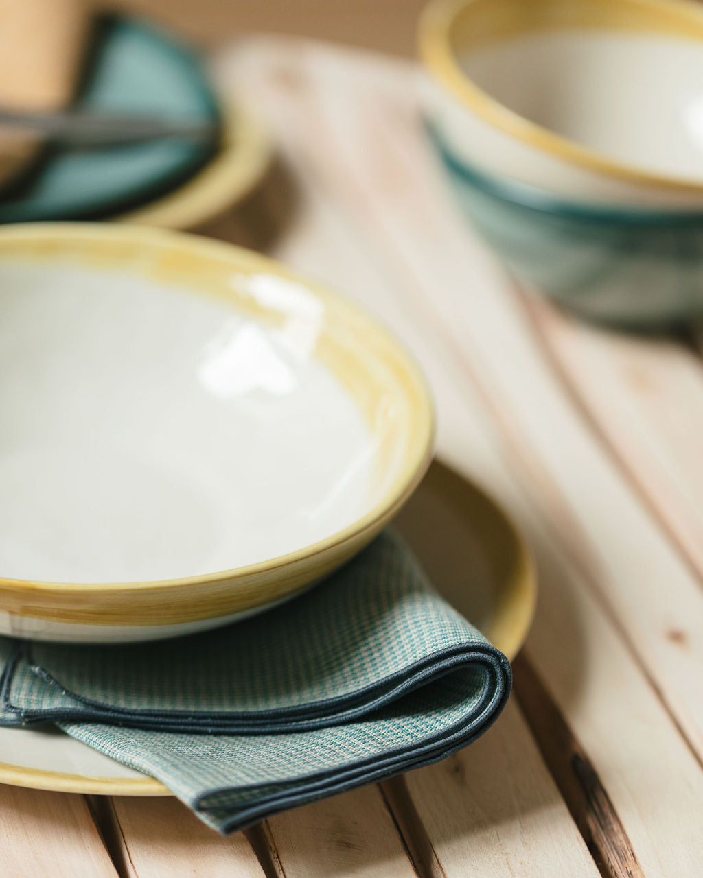 Ecume Plates