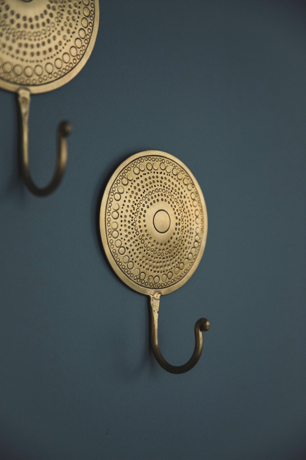 Hamae coat hook