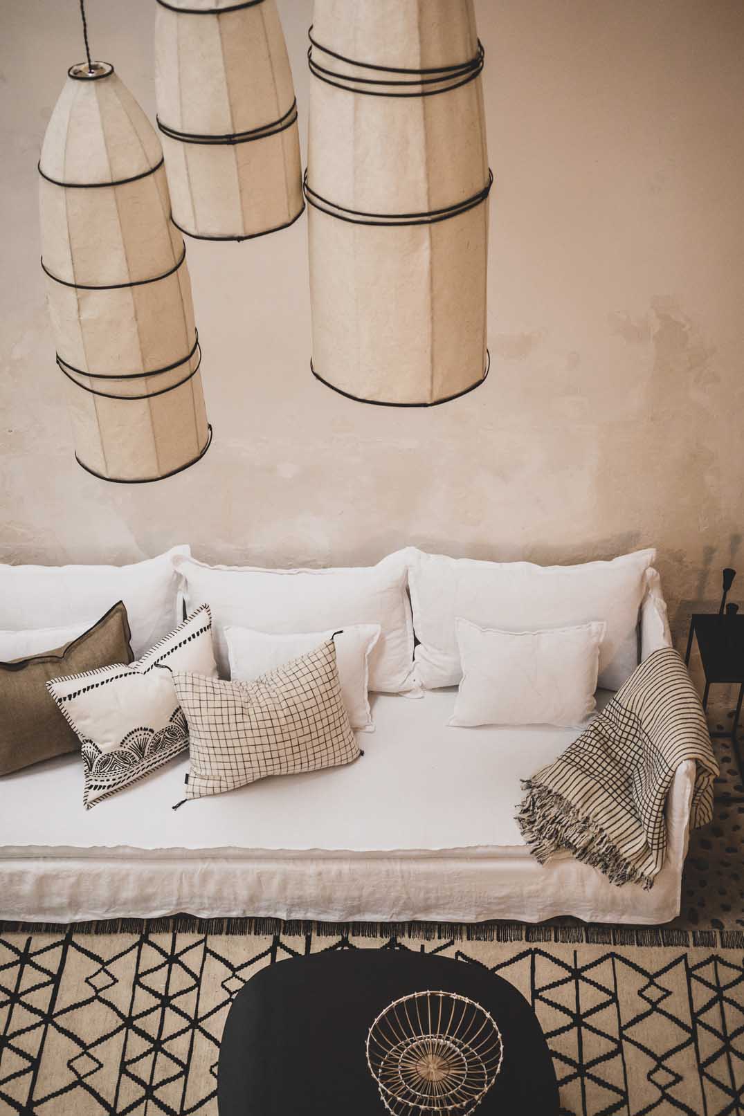 Bajna cushion cover