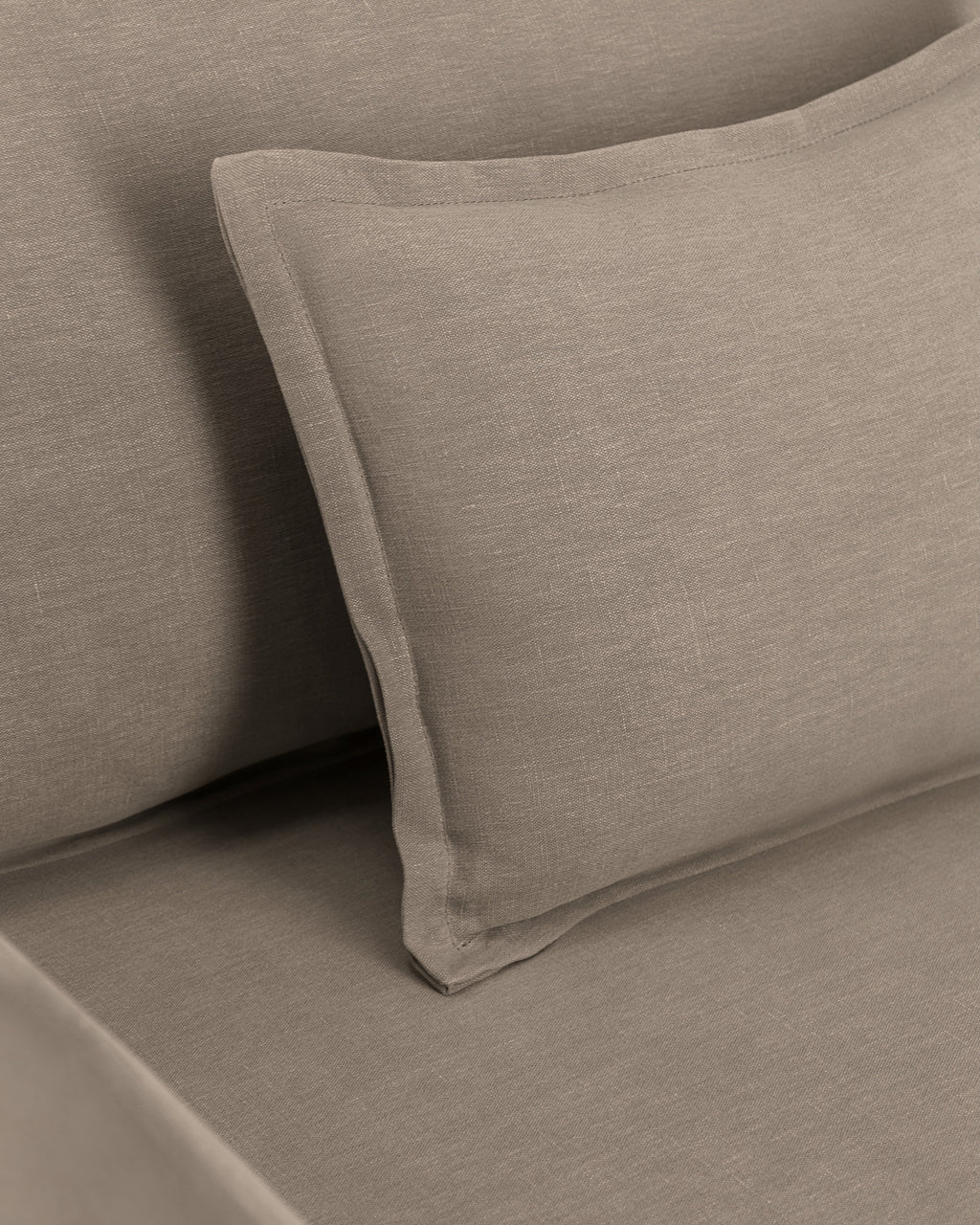 Holi Sofa - Sienna Fabric