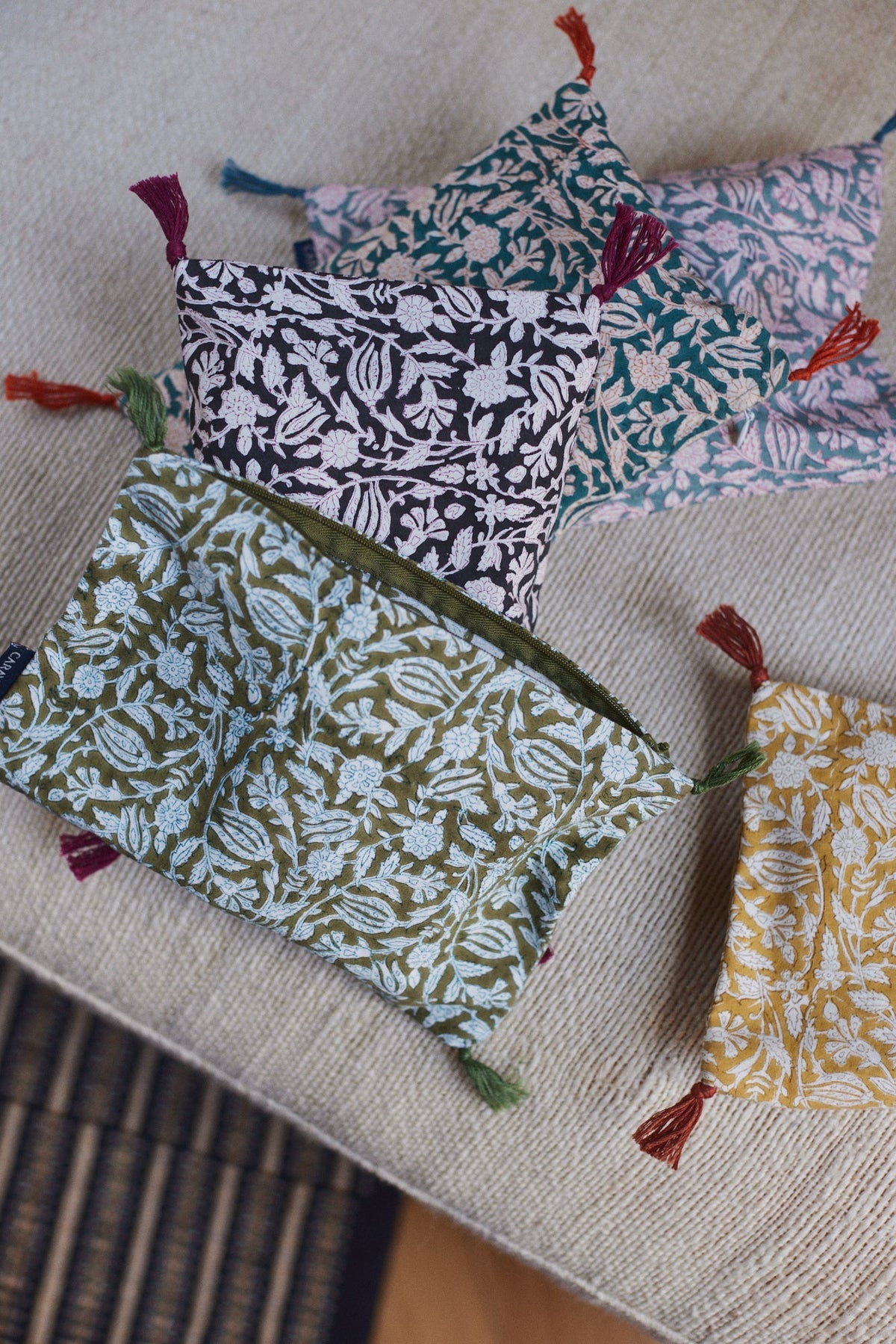 Tulipan Pouch