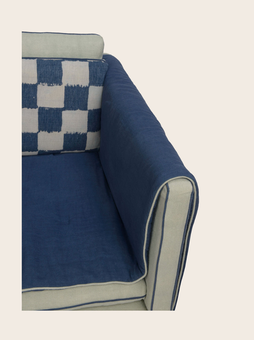 Poppi Sofa