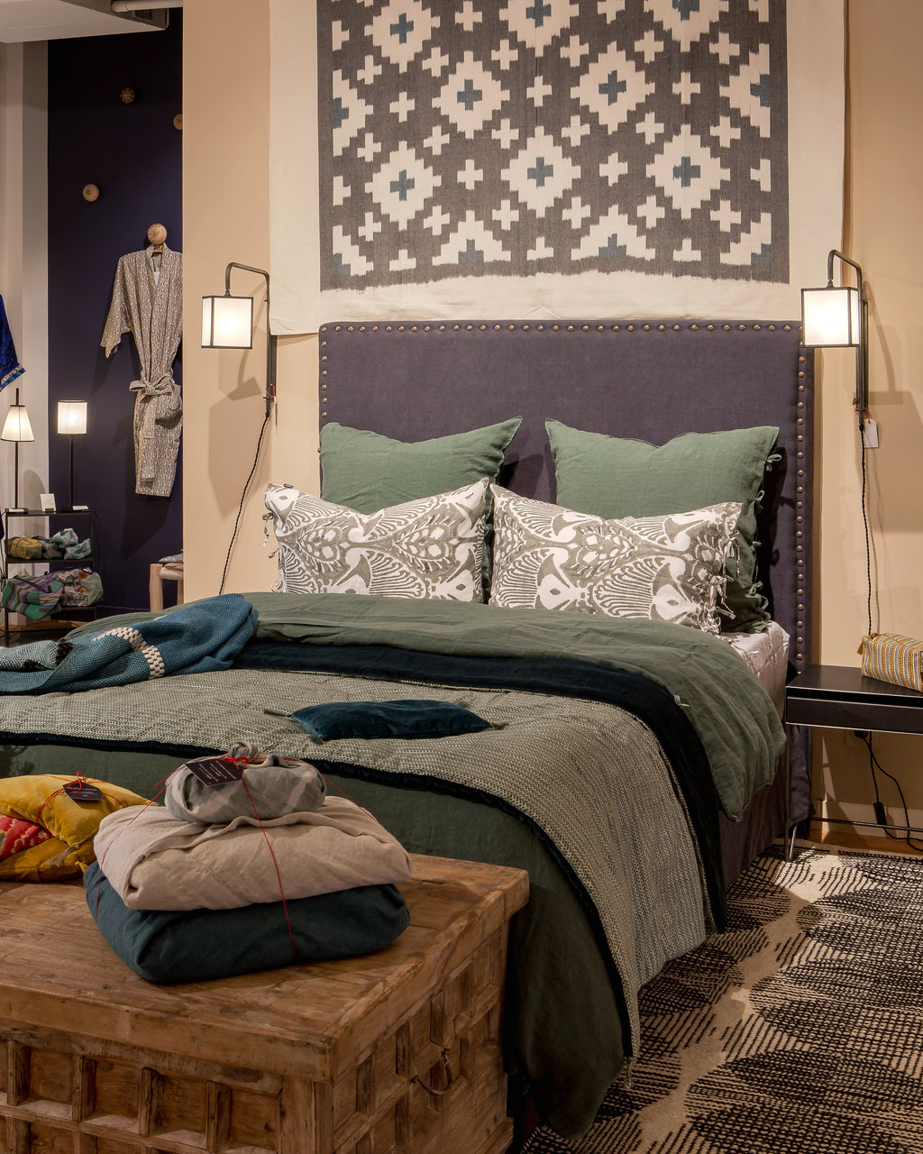 Sirius headboard