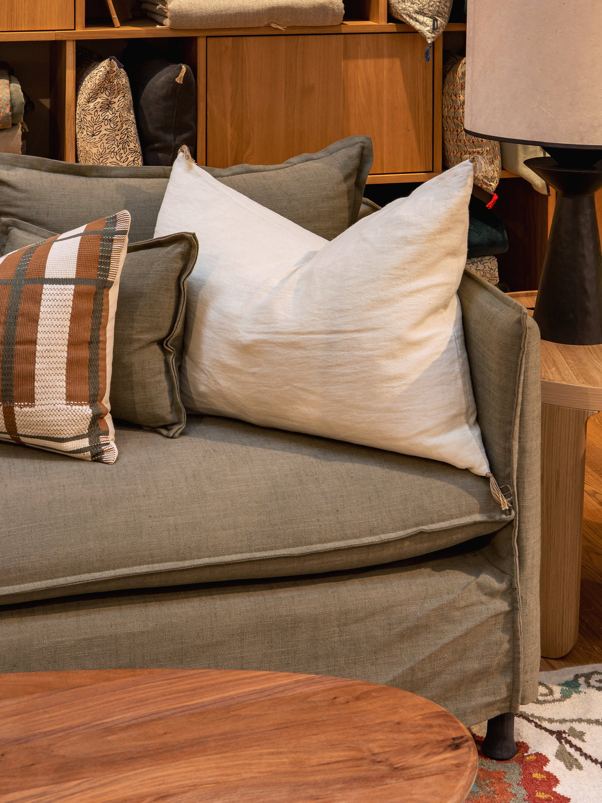 Luni cushion cover