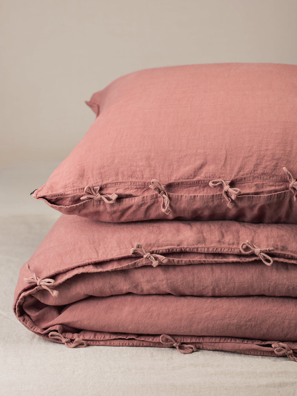 Selena Bedding Set - Camellia