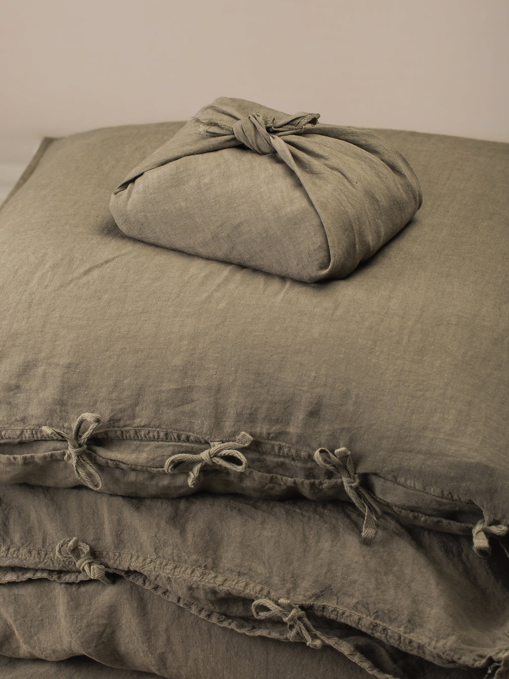 Selena Bedding Set - Laurel
