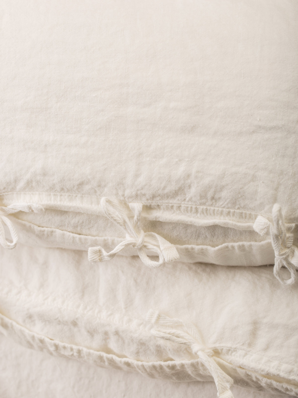 Selena Bedding Set - Off-White