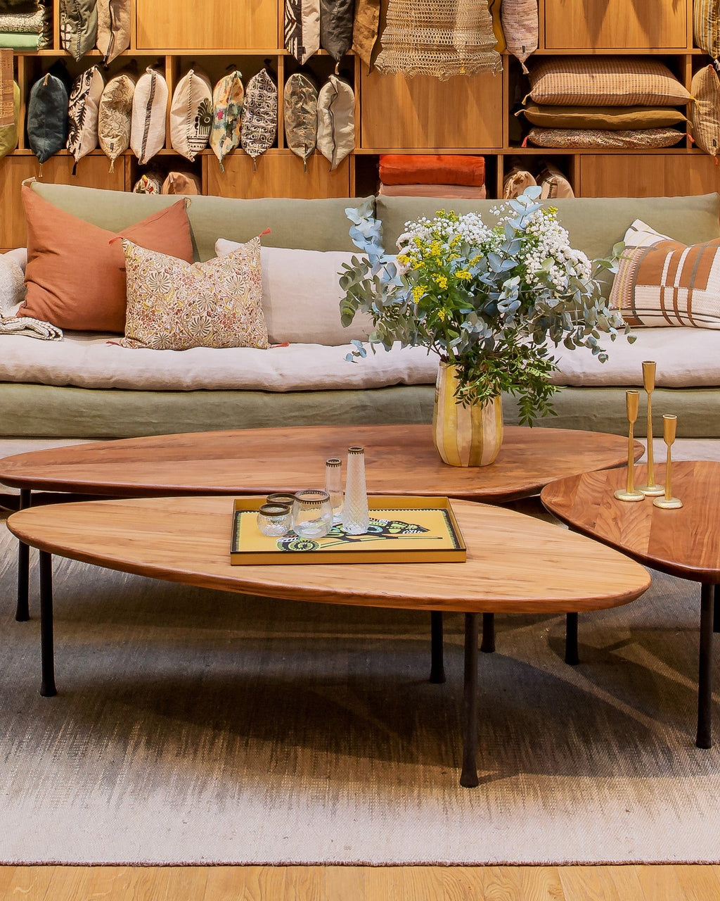 Yomi coffee table