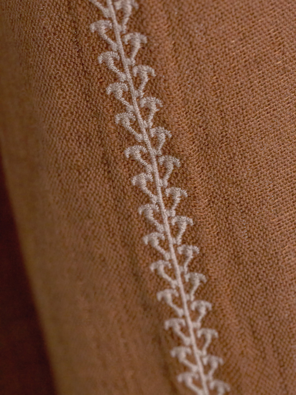 Zarif bedspread
