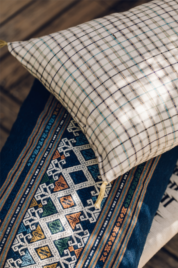 Bajna cushion cover
