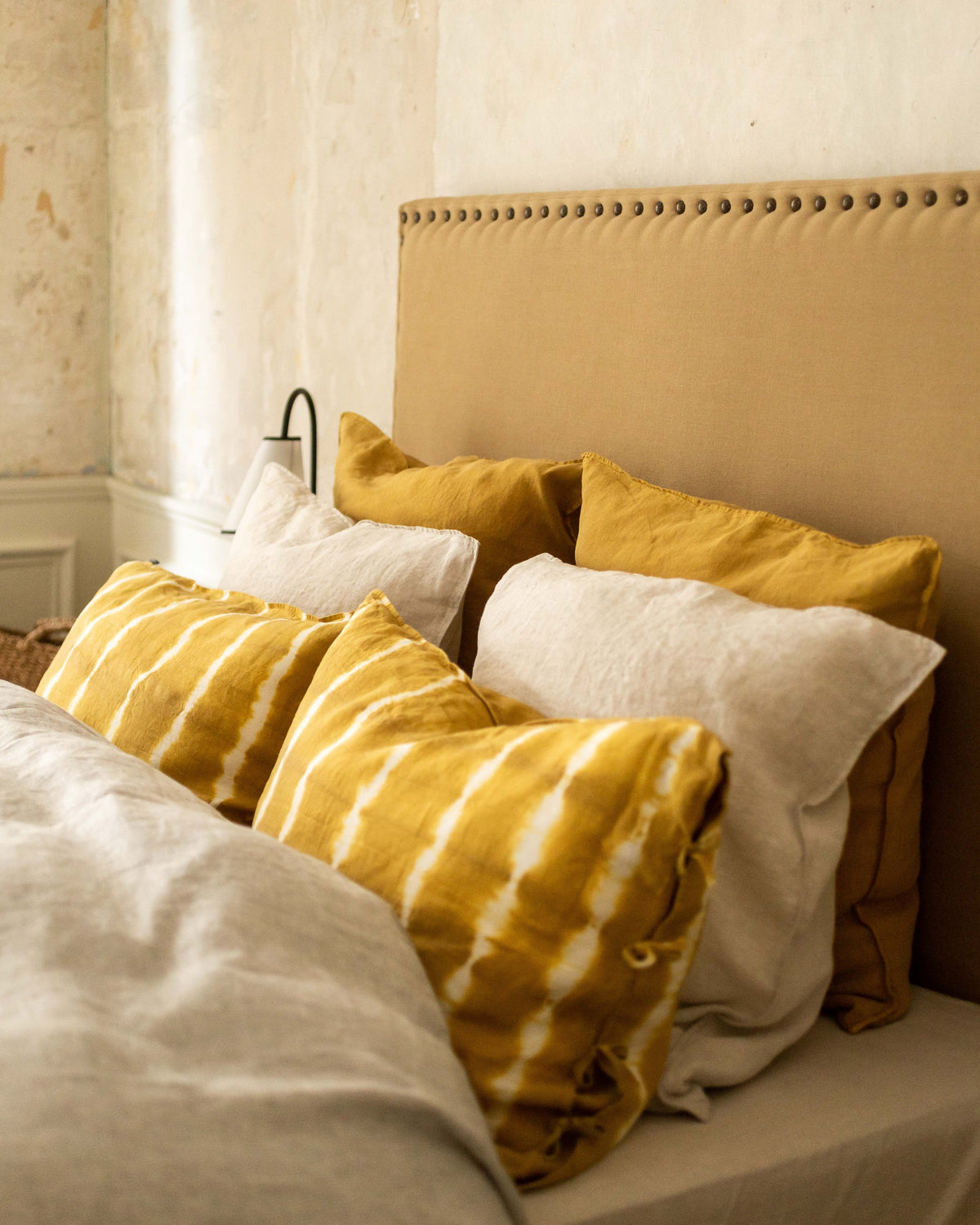 Sirius headboard