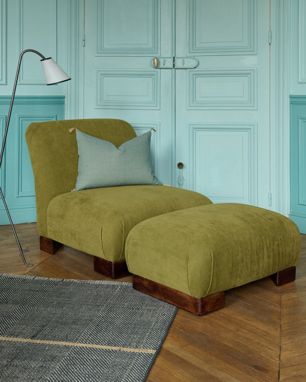 Pacha Footstool
