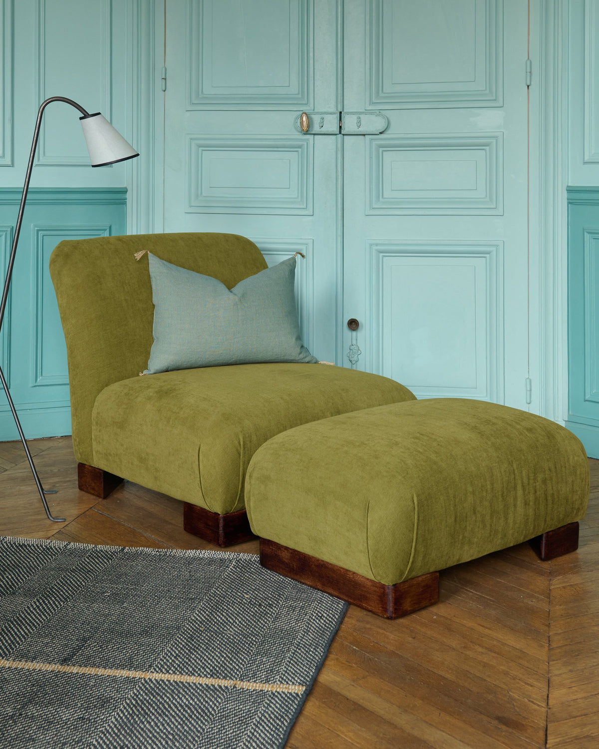 Pacha Footstool