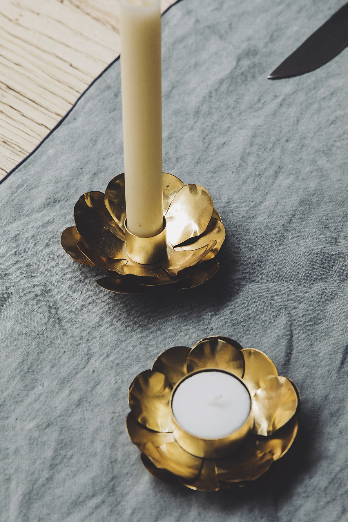 Cosmos Tealight holder