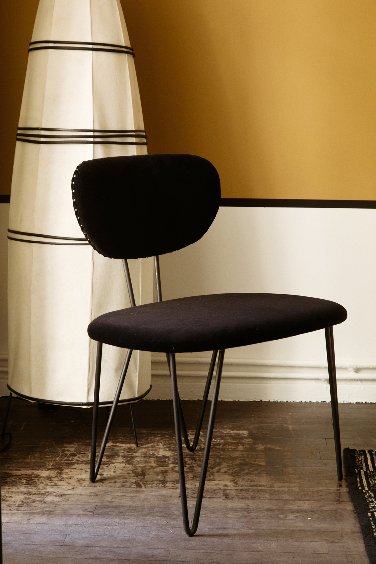 Trombone armchair