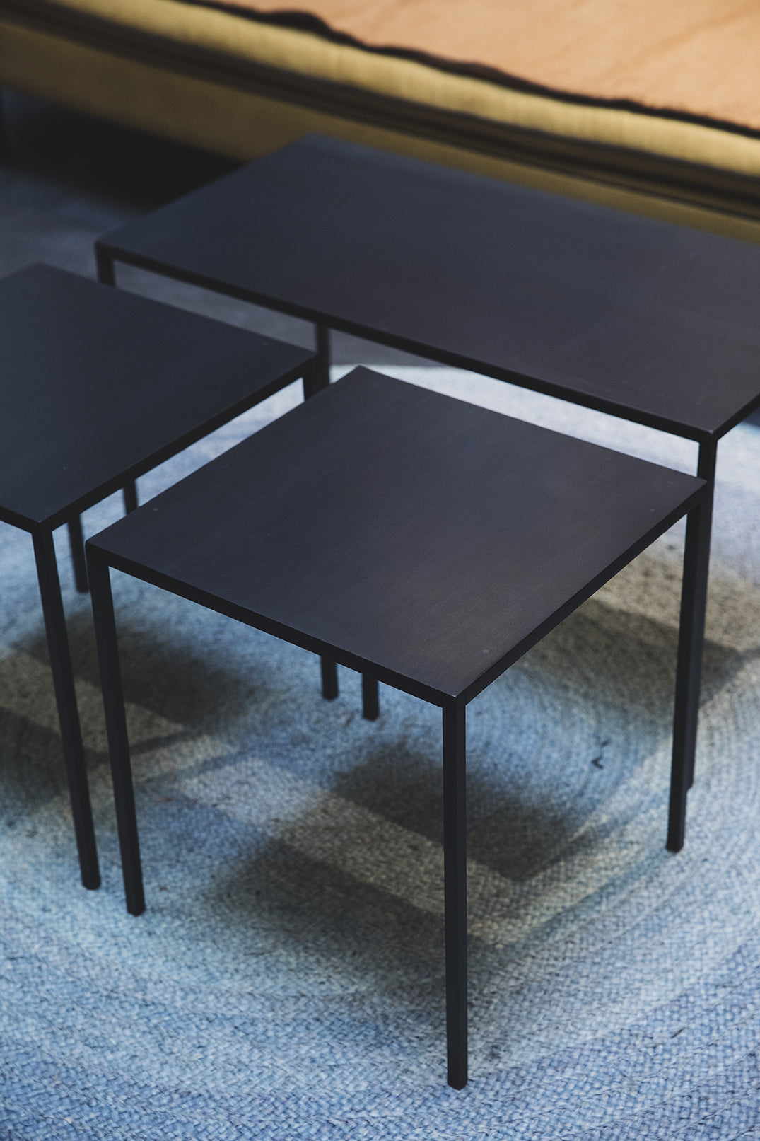 Domino coffee table