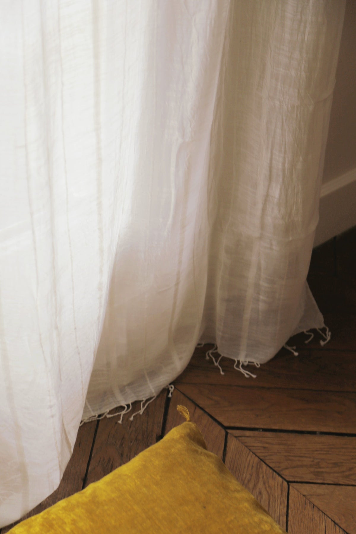 Jari Curtain