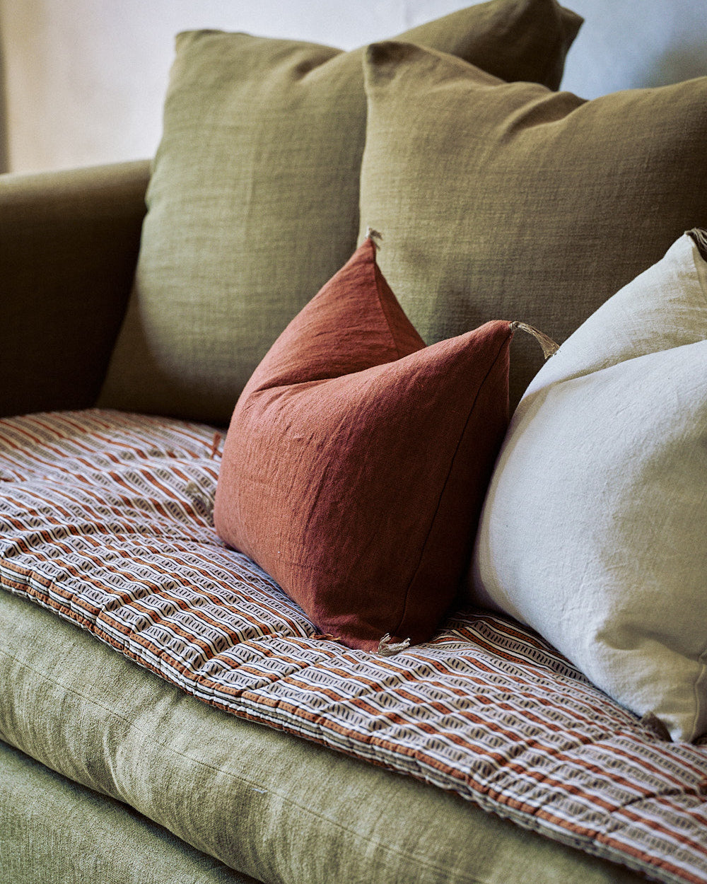 Luni cushion cover