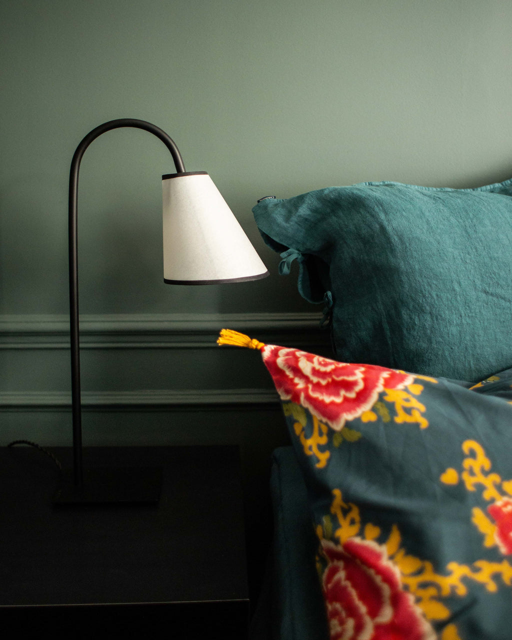 Lix Ella table lamp