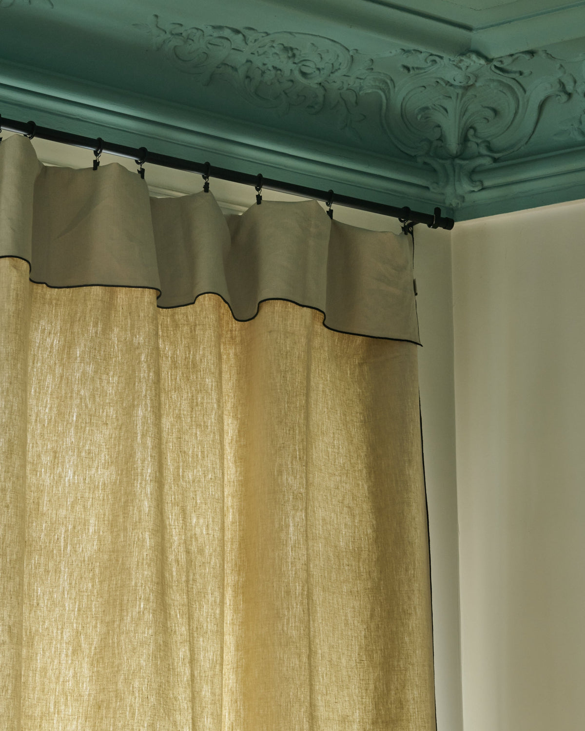 Luma Curtain