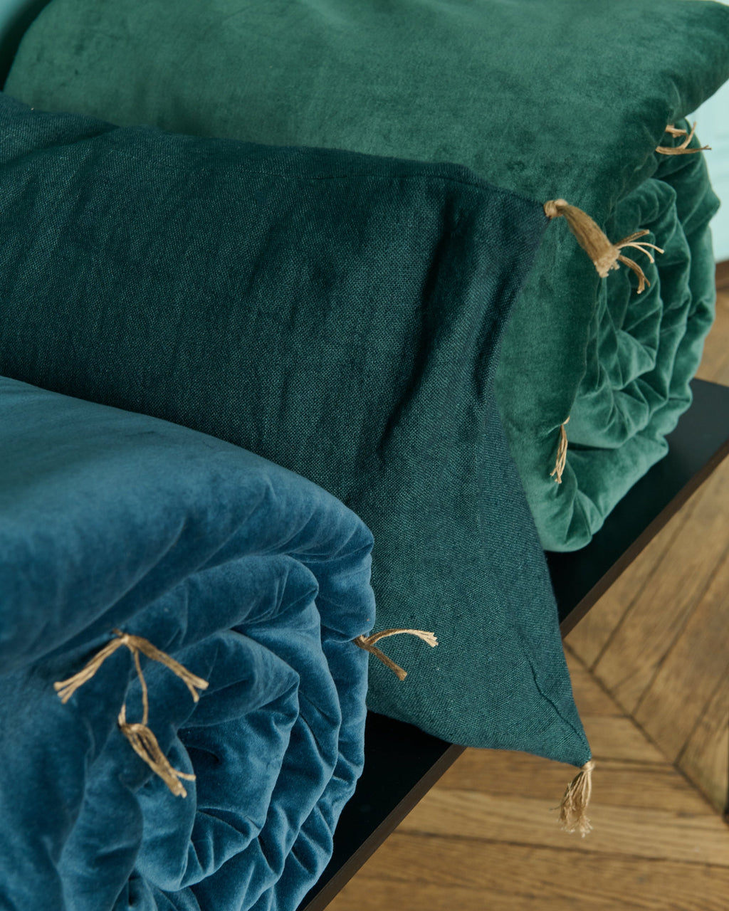 Washed velvet sofa cover
