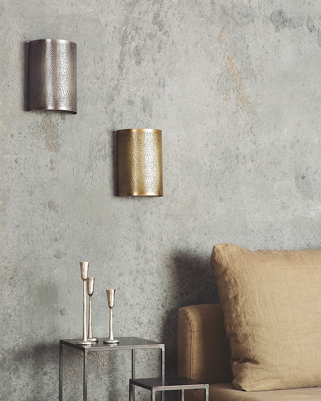 Kuro Metal Wall Lamp