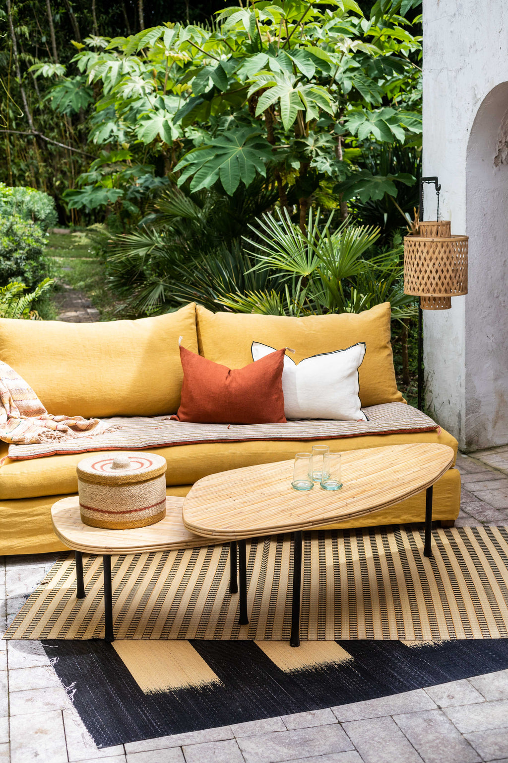 Yomi coffee table