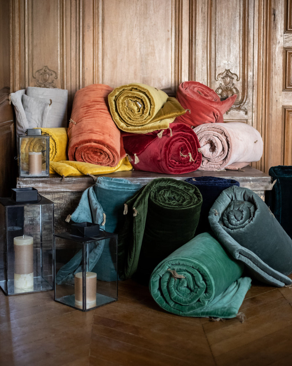 Washed velvet sofa cover