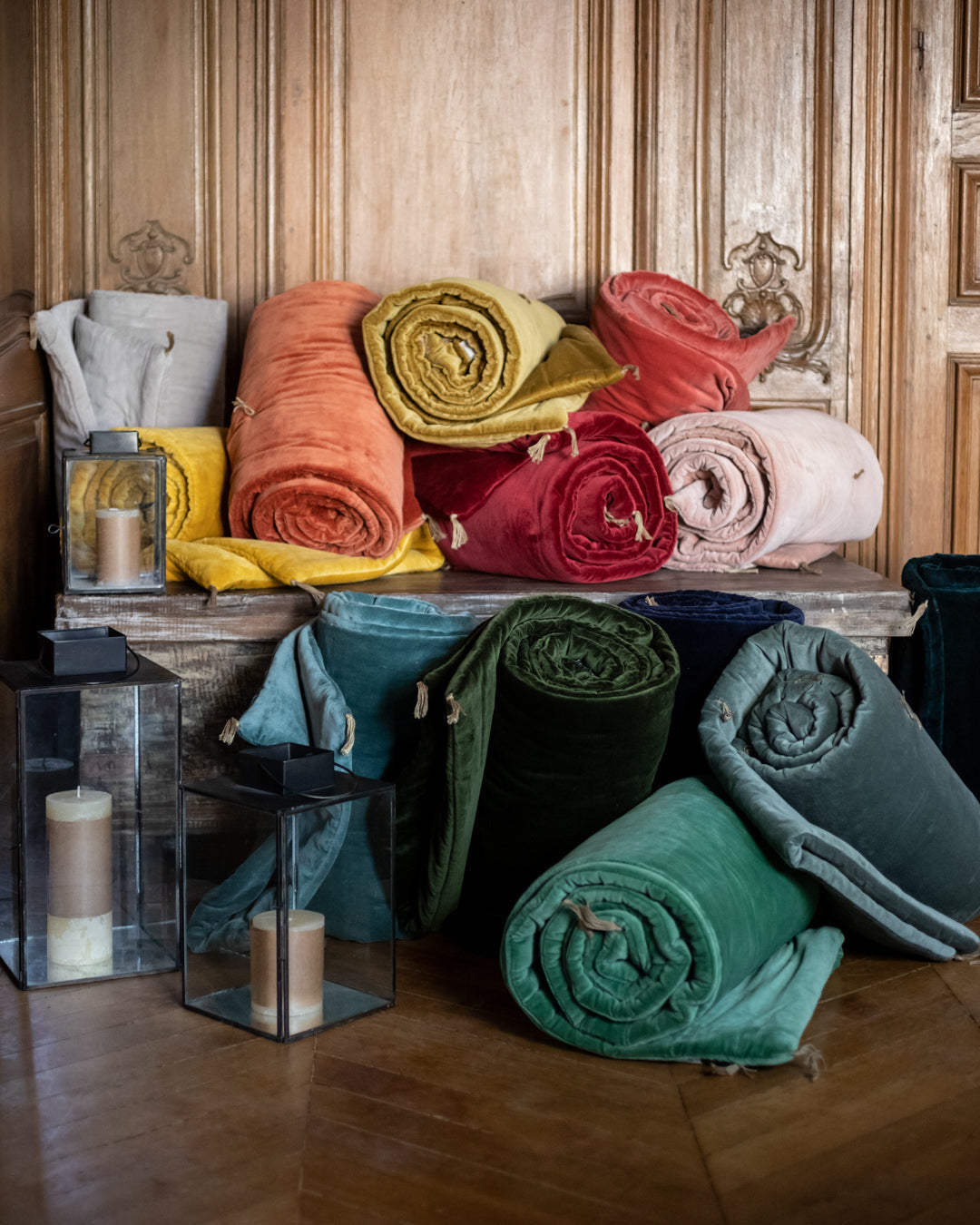 Washed velvet sofa cover