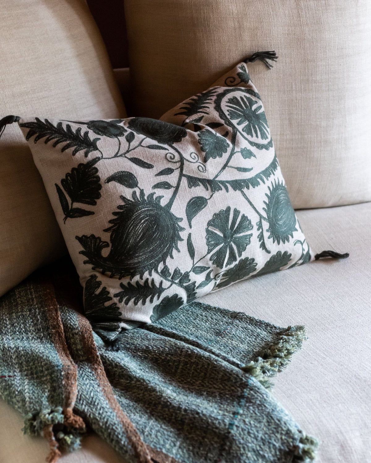 Anor cushion cover