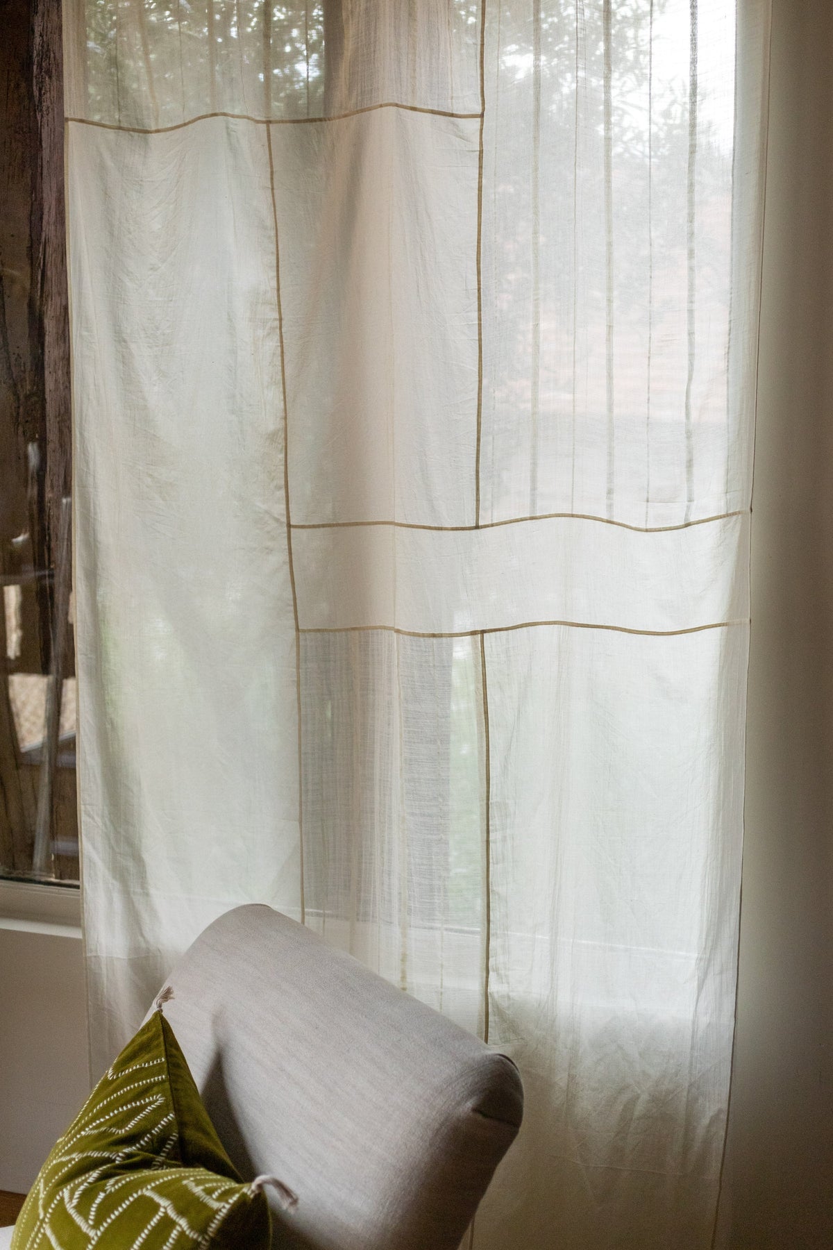 Noori Curtain