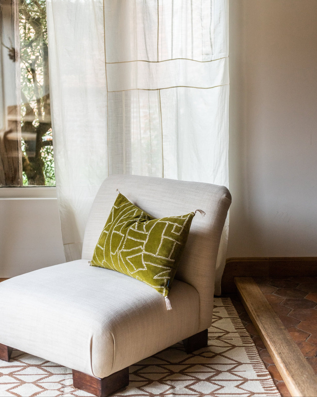 Pacha armchair