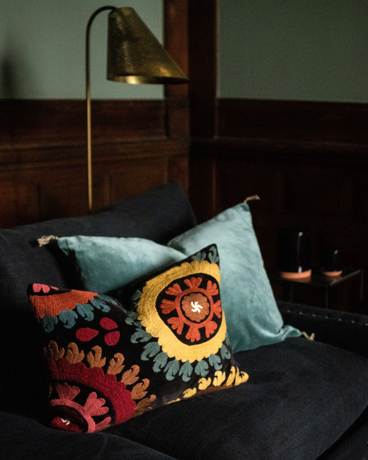 Ayan cushion cover