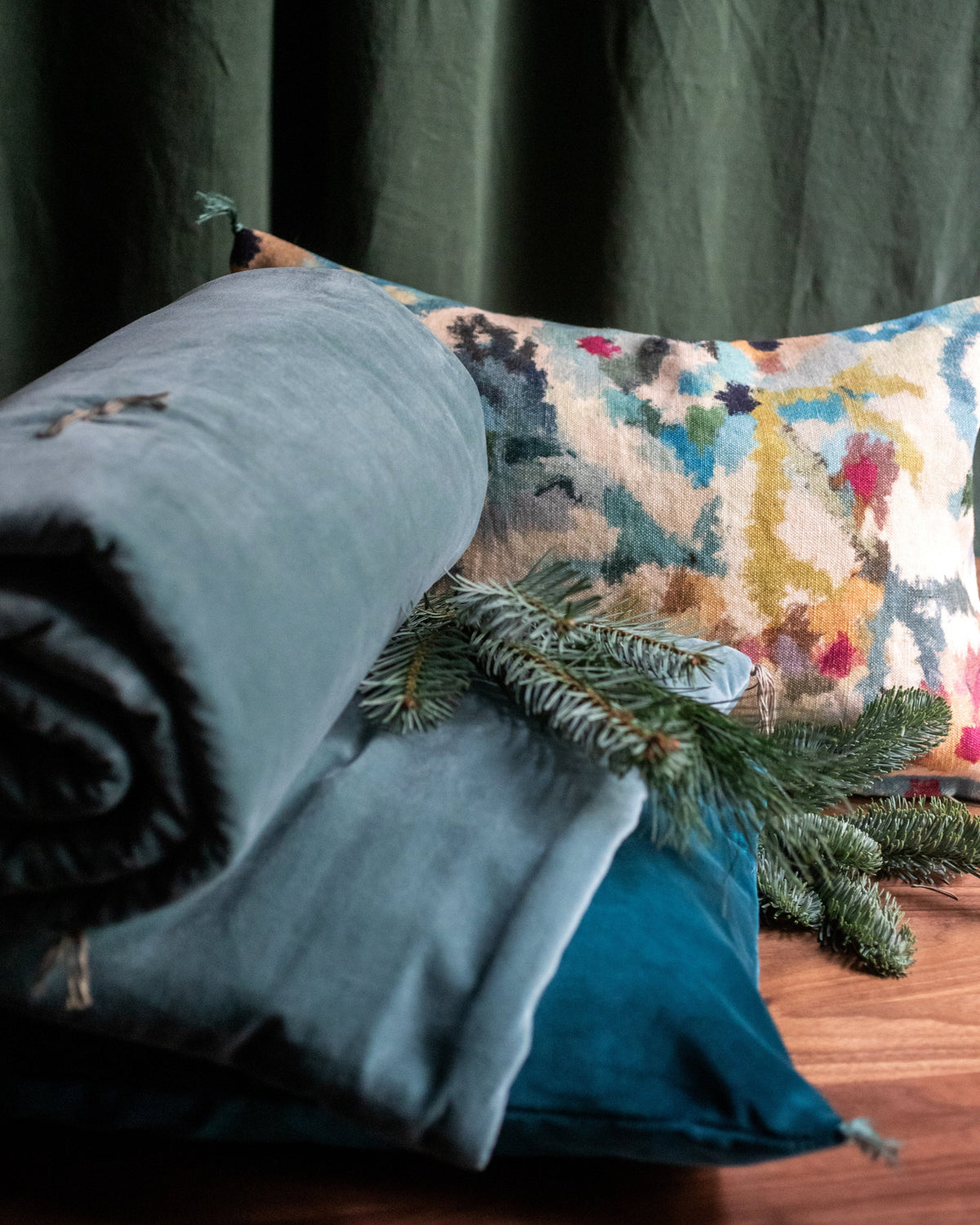 Washed velvet sofa cover