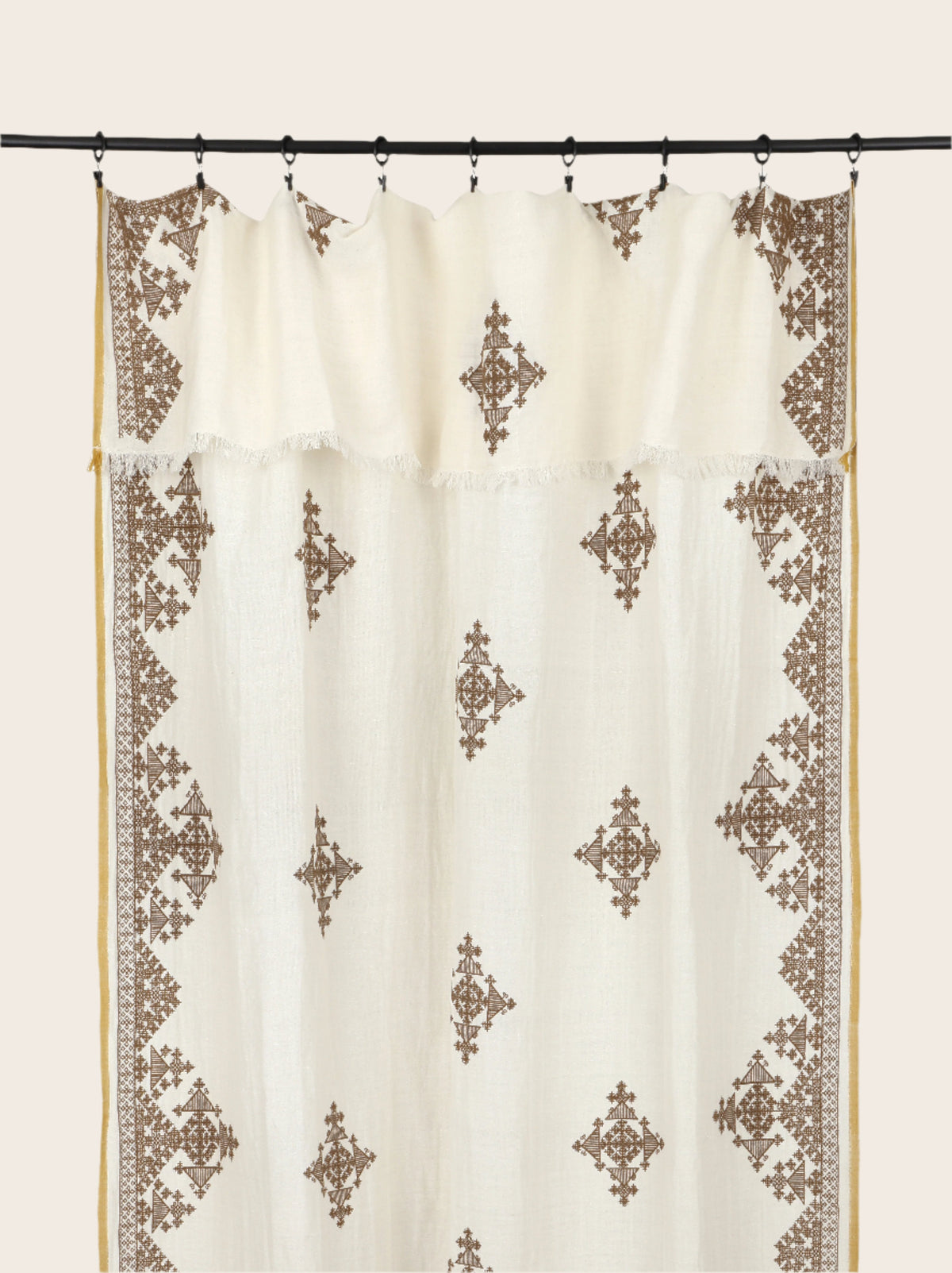 Dafi Curtain
