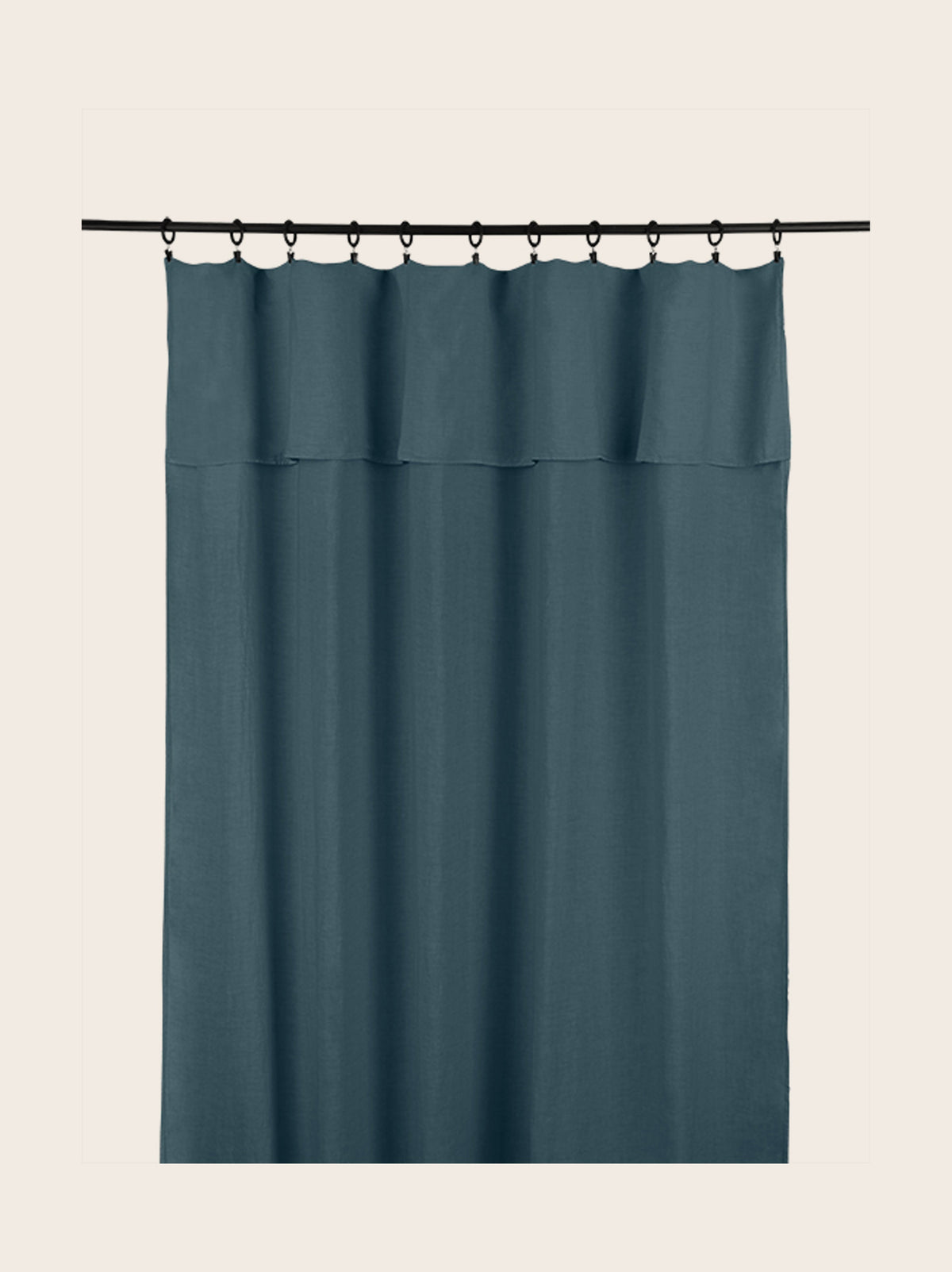 Selena Curtain