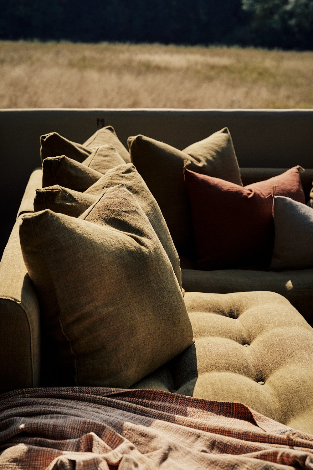Halta corner sofa