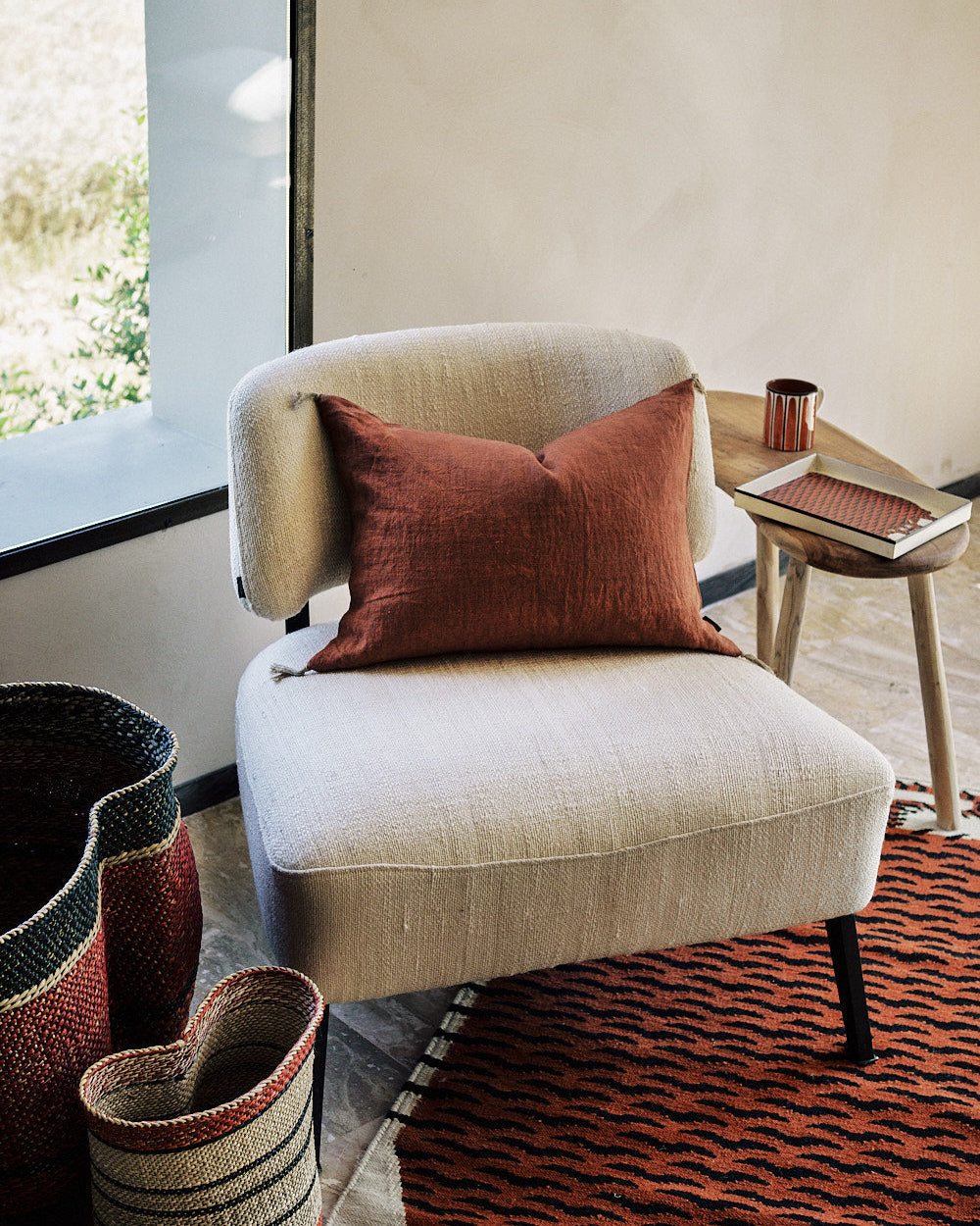 Kaar armchair