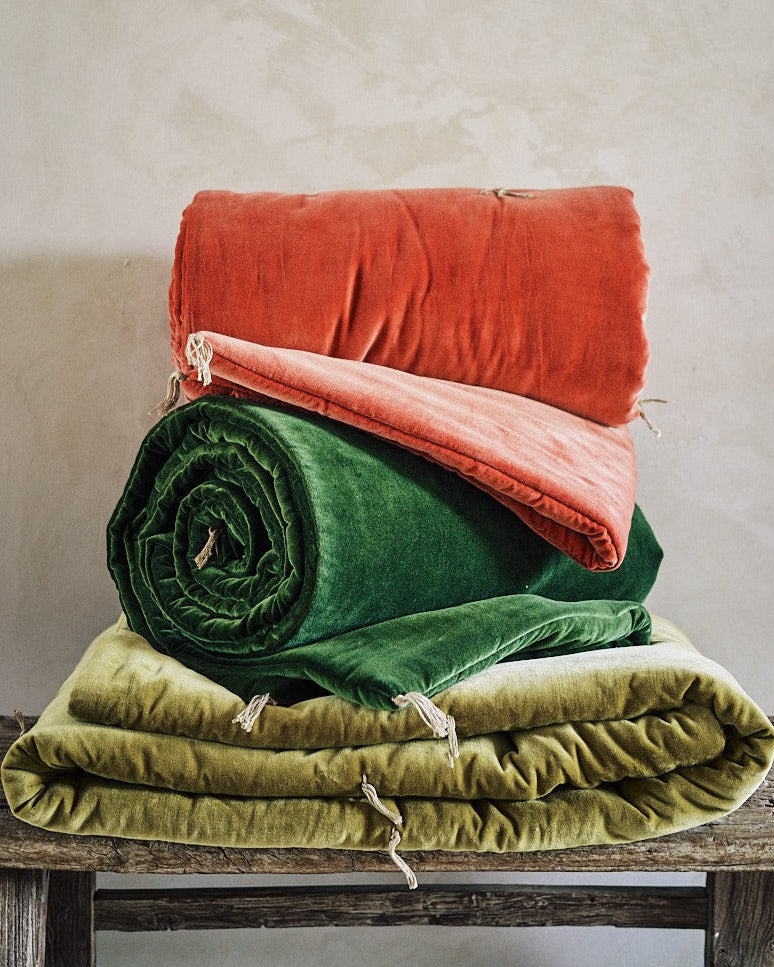 Washed velvet sofa cover