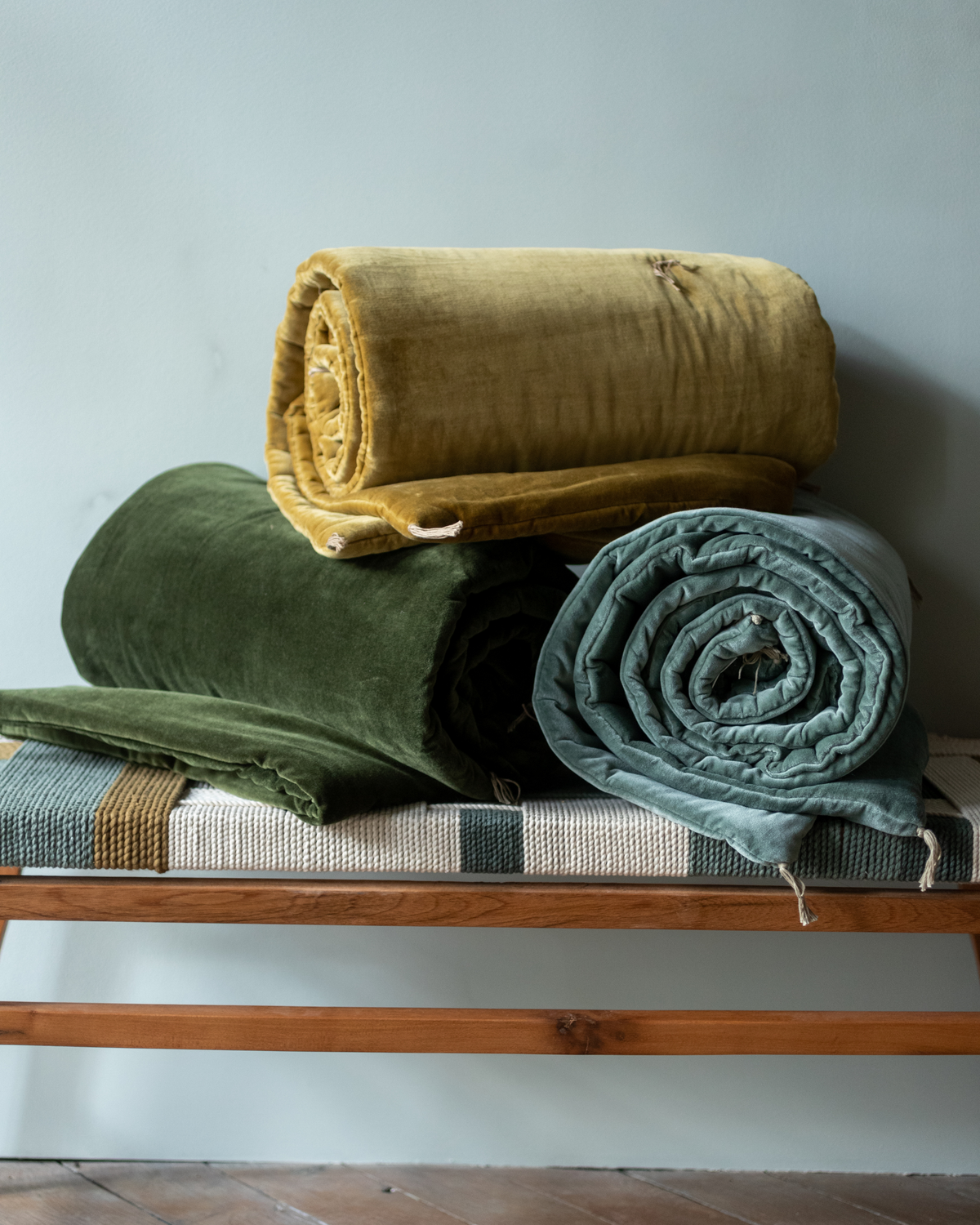 Washed velvet sofa cover