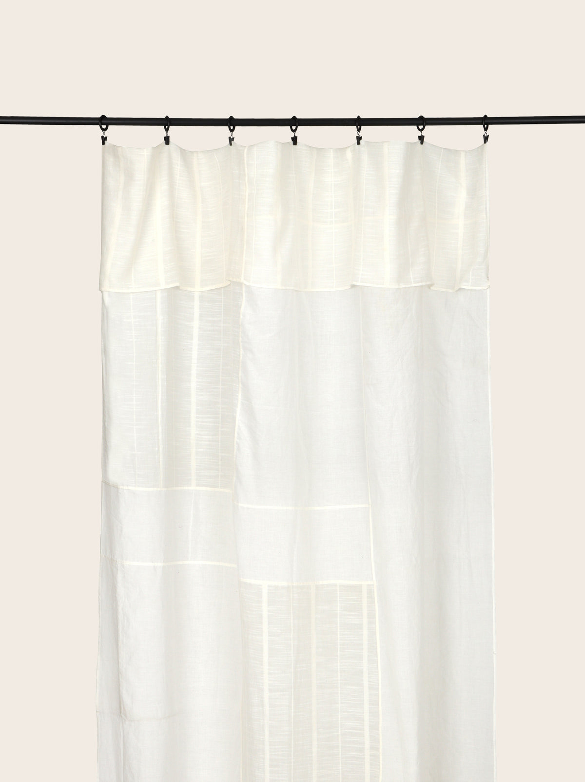 Noori Curtain