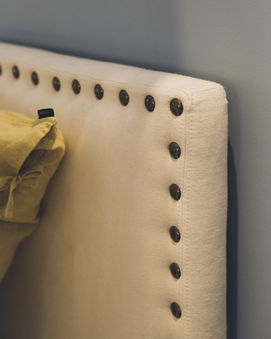 Sirius headboard